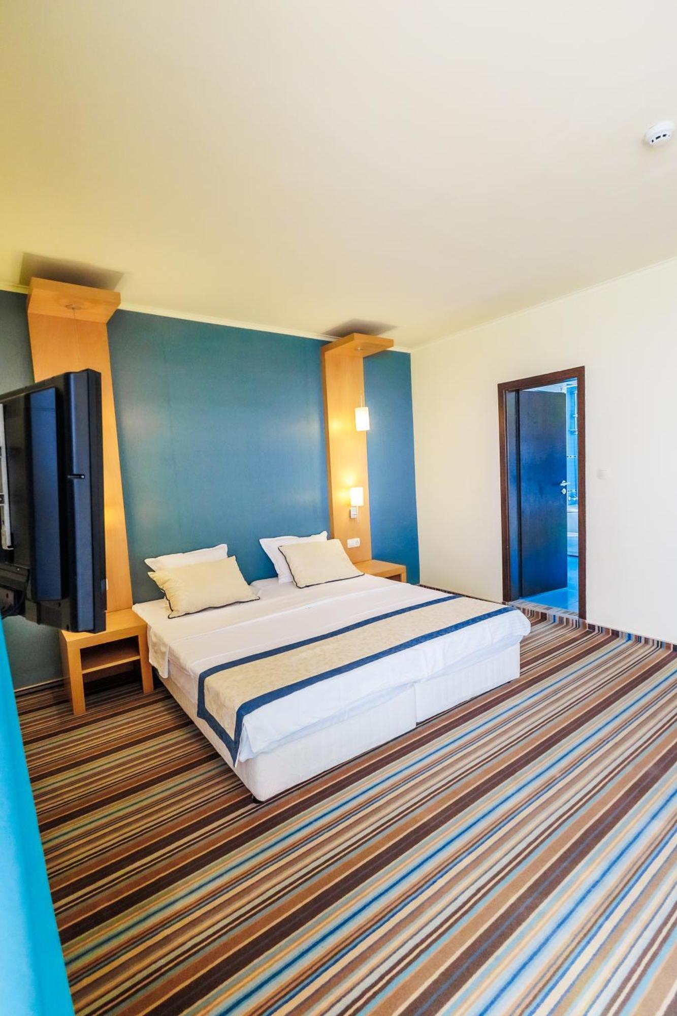 Mirage Hotel نيسيبار المظهر الخارجي الصورة
