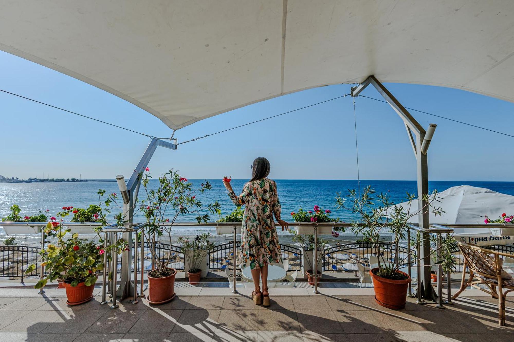 Mirage Hotel نيسيبار المظهر الخارجي الصورة